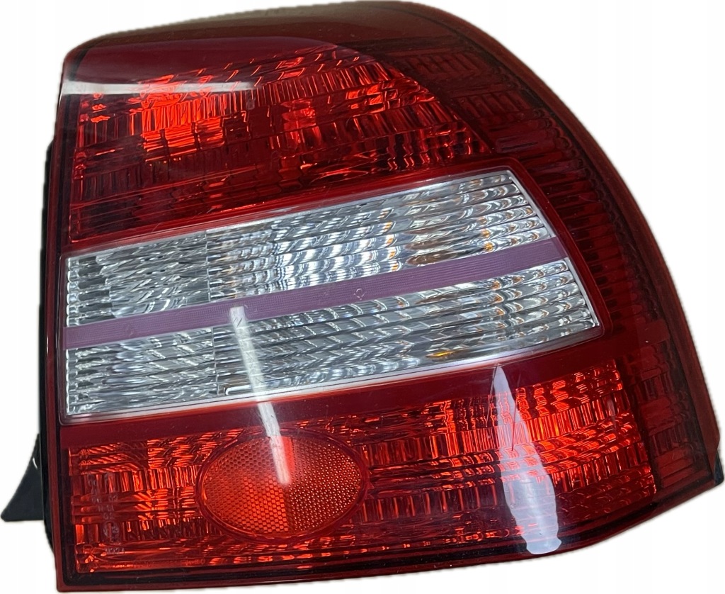 фото №9, Лампа правая задняя задняя kia shuma 97-00r