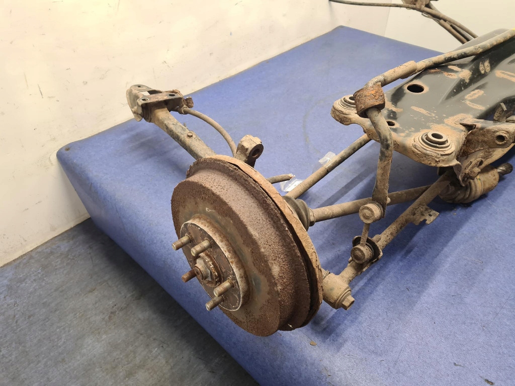 фото №4, Subaru forester ii lift 2.0b автоматическая коробка передач балка подвеска задняя