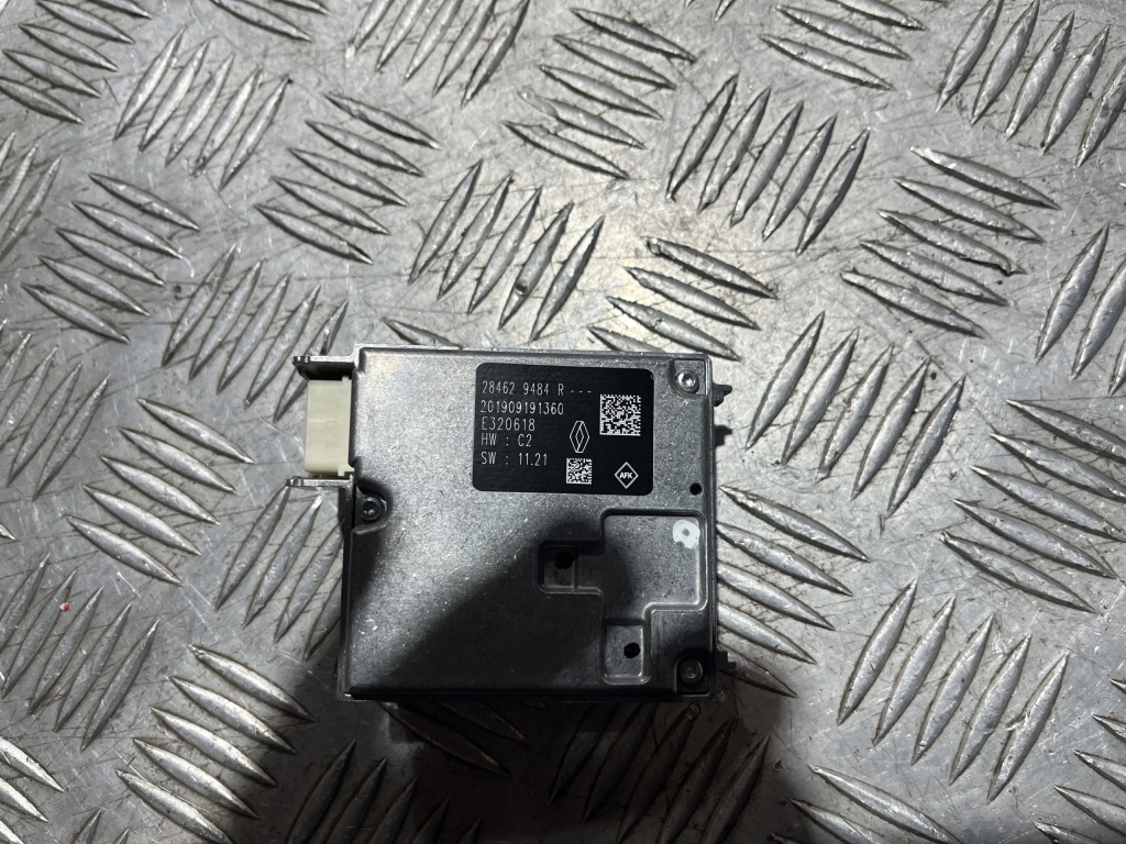 Камера датчик поперечина движения перед renault clio v 19- Цена