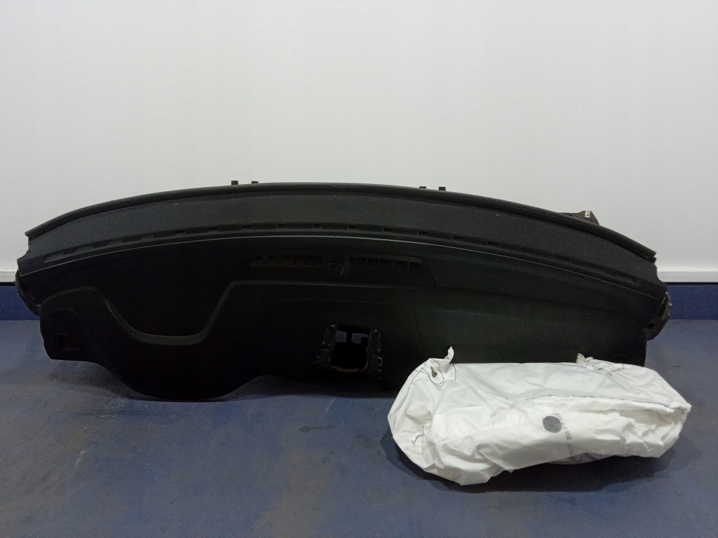 фото №8, Volvo xc60 ii 17- приборная панель приборная панель  eu 32219896