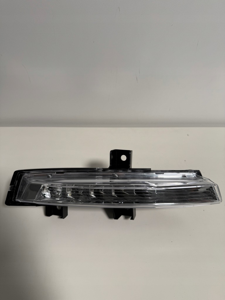 Renault clio iv rs gt line комплект лампа led протитуманна фара 26600118r 266053404r Недорого