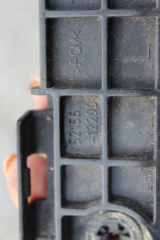 фото №12, Напрямна бампера лівий задня corolla e15 52156-12290