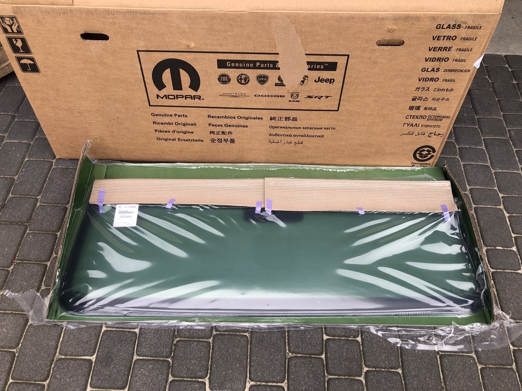 фото №1, Скло передня wrangler jl gladiator 68350472ad