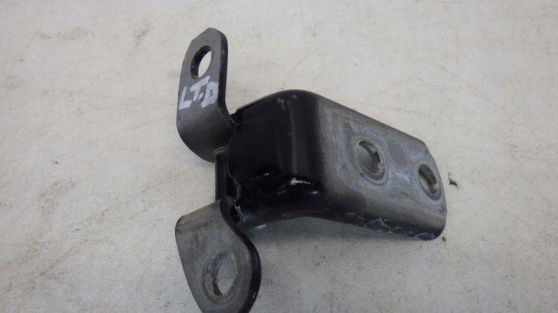 фото №3, Петля петлі засувка двері лівий задня toyota rav4 iii петлі двері rav4