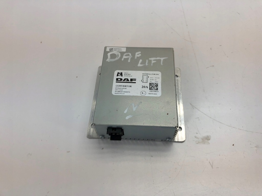 Купити Daf xf cf 106 рестайлінг  euro 6 перетворювач напруги 2151452