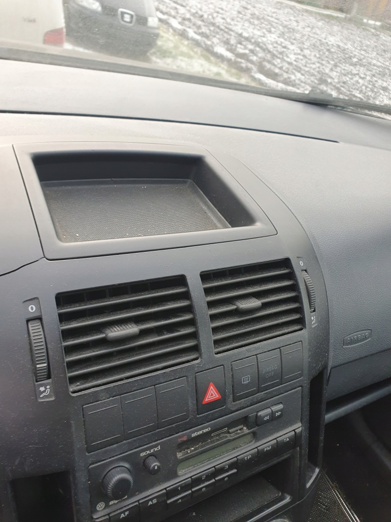 Важіль гальма стояночного ручного vw polo 9n iv l041 панель фари 3d Ціна