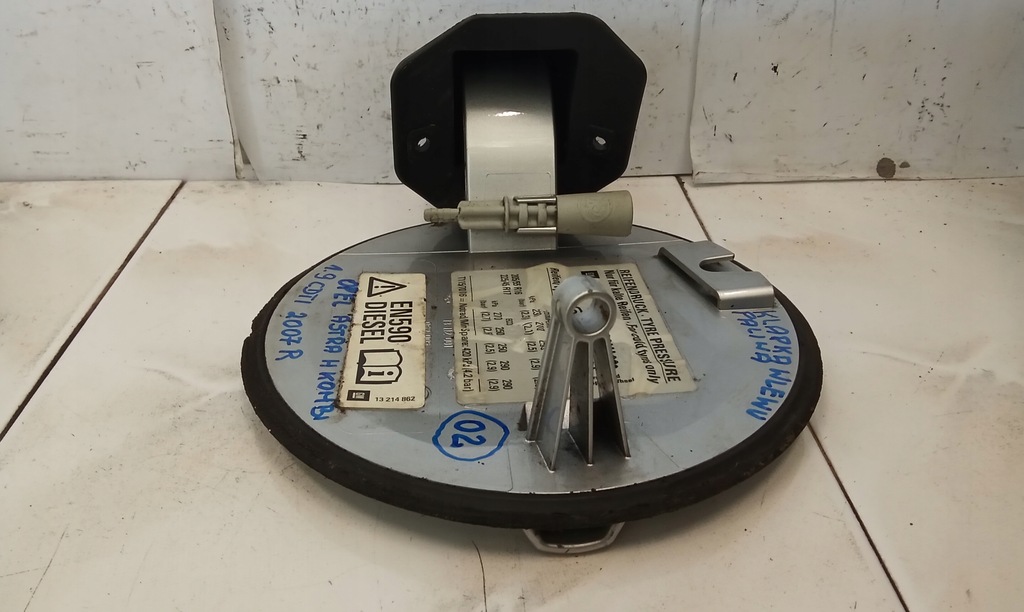 фото №7, Крышка заливной топлива 13214862 opel astra h 1.9cdti 2007r,kod lak;z157 o2