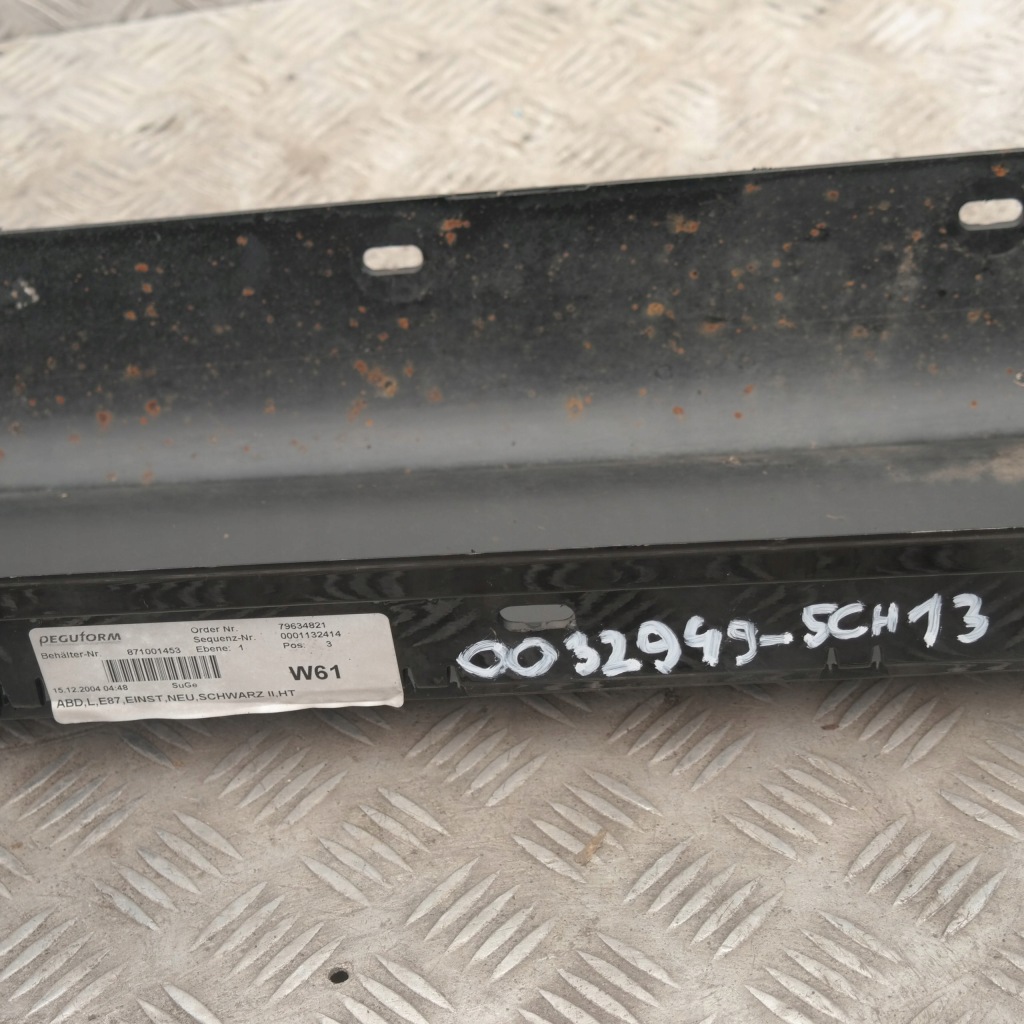 Bmw оригинальный номер 51770032949 накладка порог Оригинал