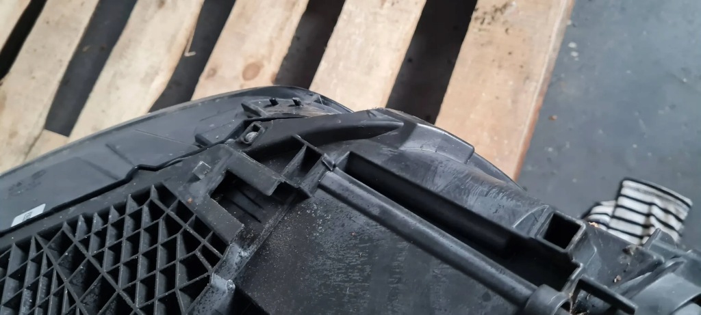 Q7 4m 2 фара левая левый перед full led 4m0941033a Киев