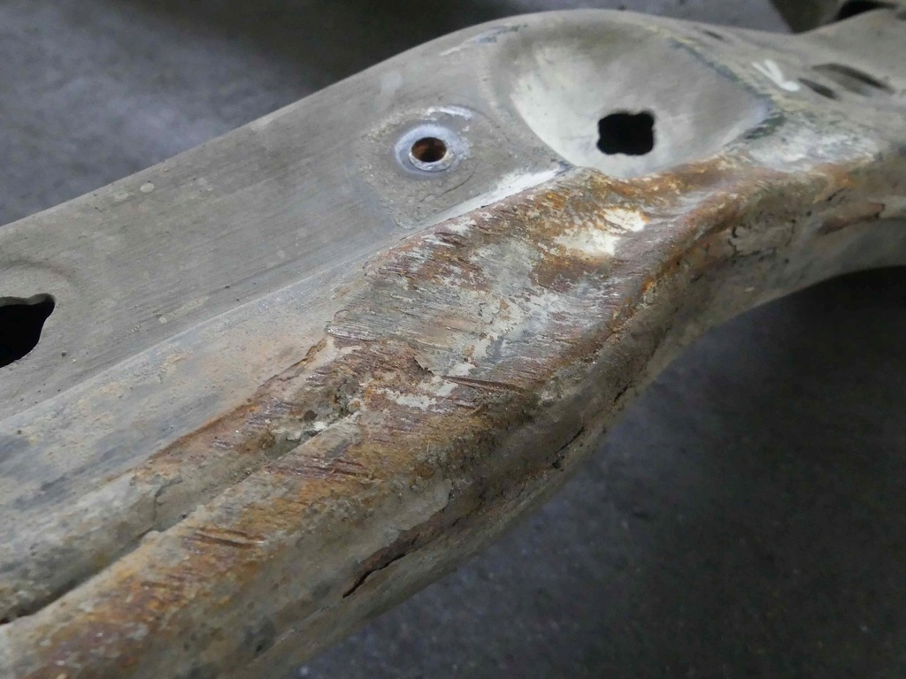 фото №8, Підрамник балка двигуна suzuki kizashi 2.4 2012