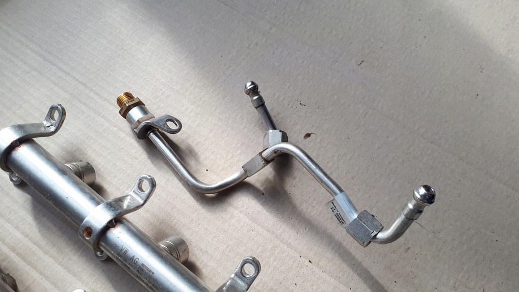 фото №8, S4 b9 a4 8w молдинг топлива 3.0 tfsi cwg s5 8w a5