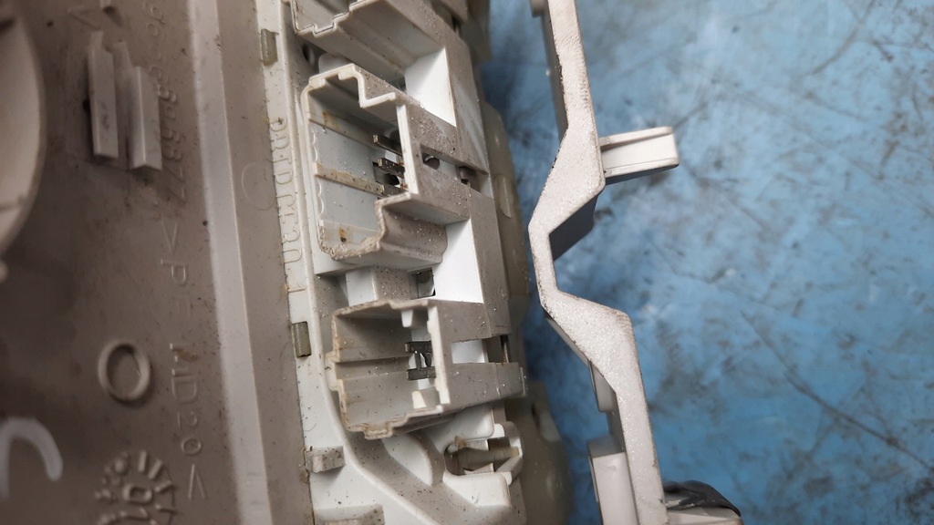 фото №8, Лампа салону citroen c5 00-04r 2.0b