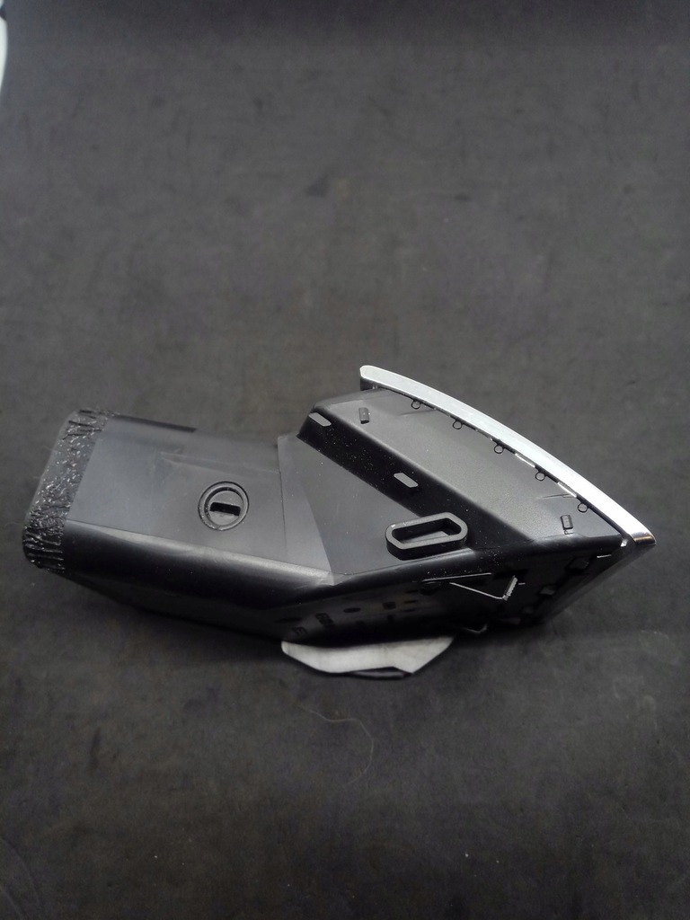 фото №8, Решітка обдув audi a8 d3 4e0820901