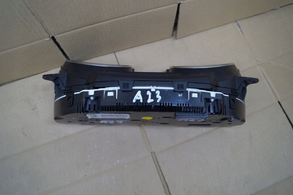 фото №7, Лічильник прилади audi оригінальний номер 8t0920981k