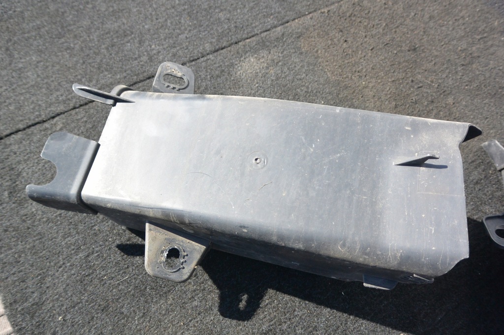 фото №10, Воздуховод впуск воздуха канал тормоза правый bmw f10 f11