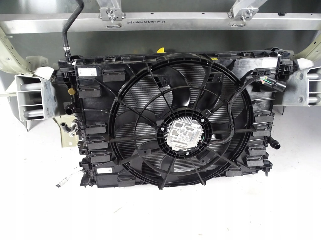 фото №8, Перед бампер передній капот лампа права ліва maserati granturismo m189 23+