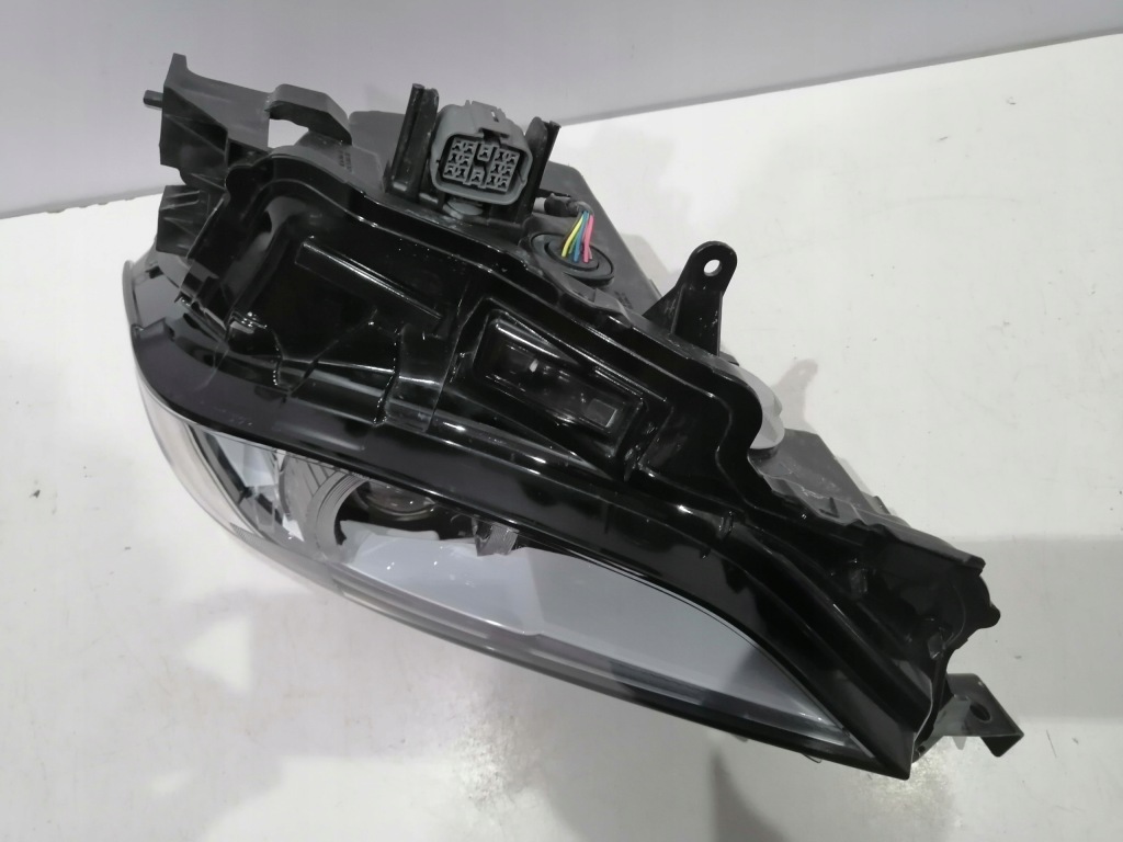 Mazda 3 iv 19- фара левая передняя перед фаркоп 5932 Оригинал