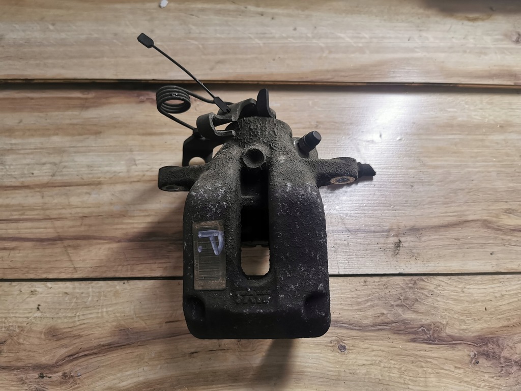 фото №1, Суппорт правый задняя citroen c5 ii kombi 1.6vti