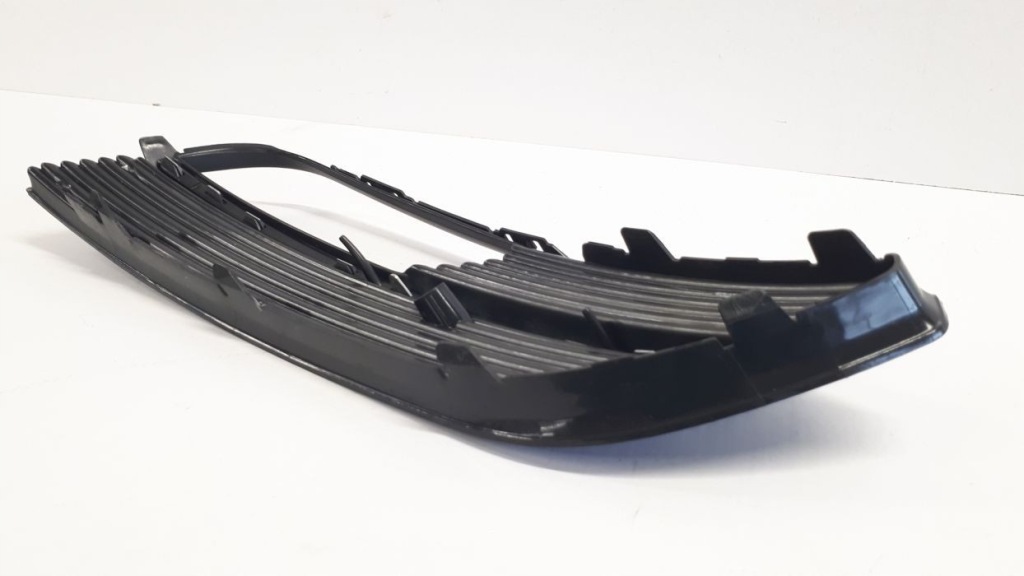 Audi a3 2012-2016 решітка бампера ліва перед Недорого