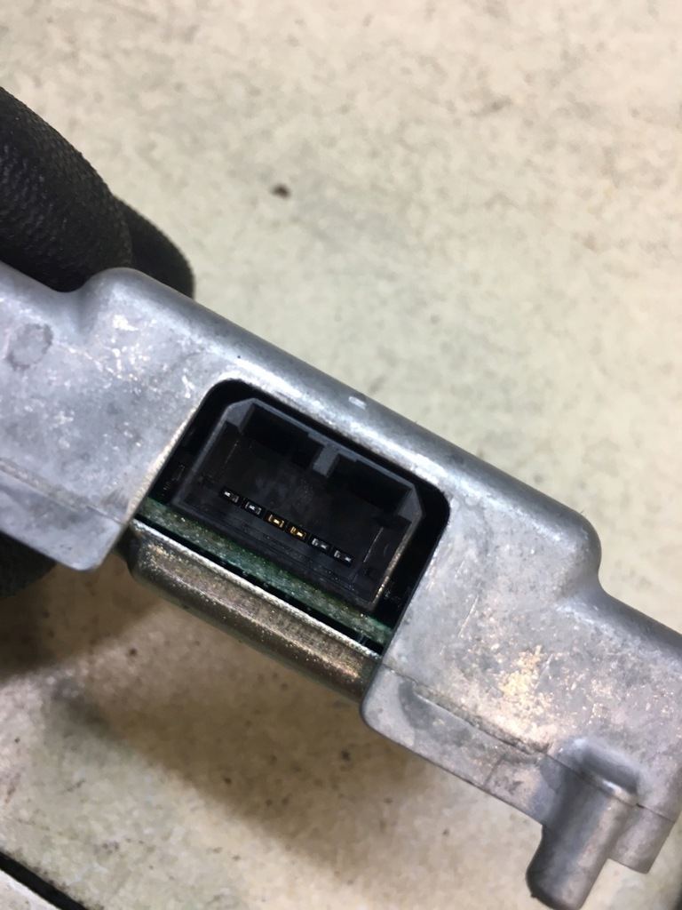 фото №5, R/20 chrysler pt cruiser датчик удару правий