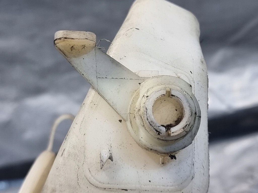 фото №11, Бак омивача mercedes a klasa w168