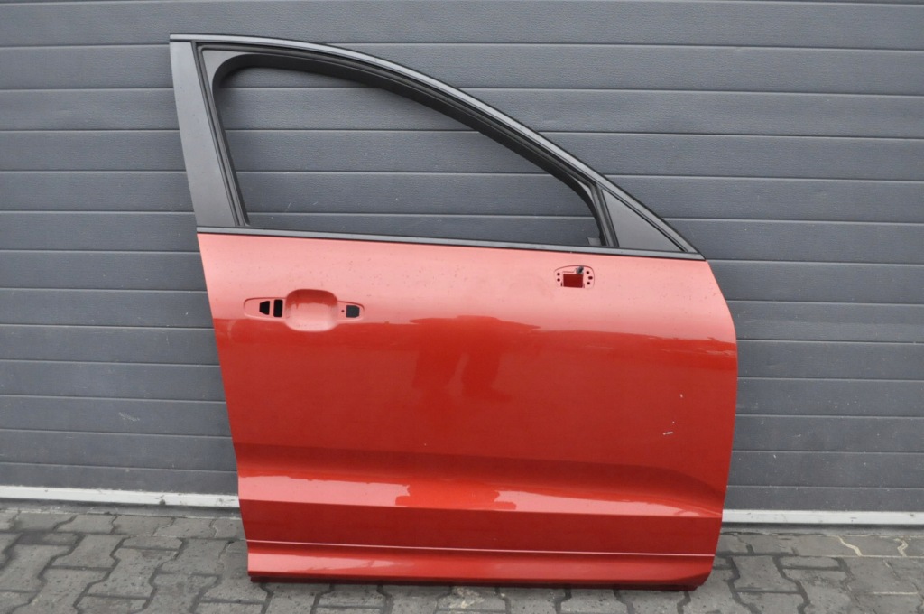 фото №1, Volvo xc60 ii дверь правый перед правое передние 725