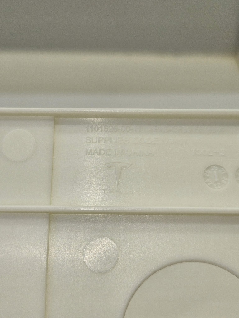 фото №3, Tesla - лоток с петли - блок управления wysokonapięciowy аккумулятора