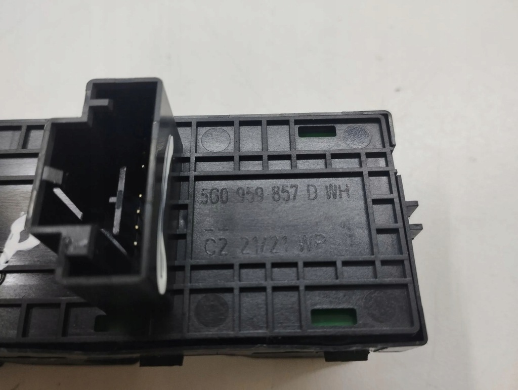 фото №9, Volkswagen tiguan 2021 панелі керування, перемикачі