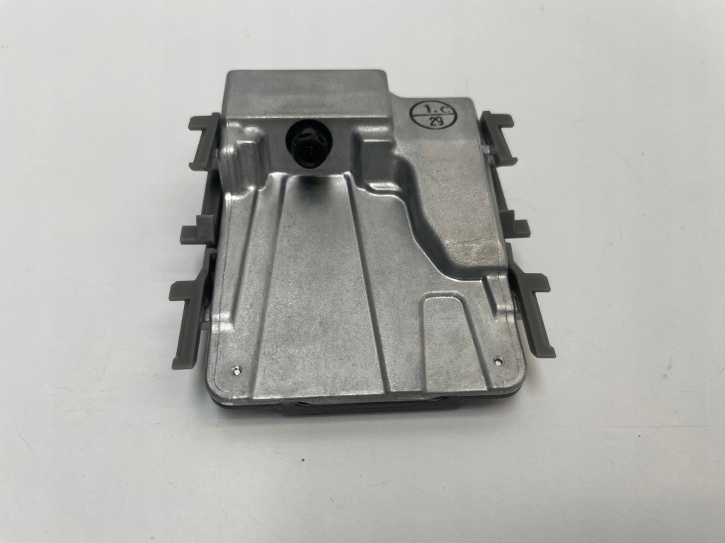 Купить Lexus ux 250h 2021 камера ассистент поперечина 8646c-76020