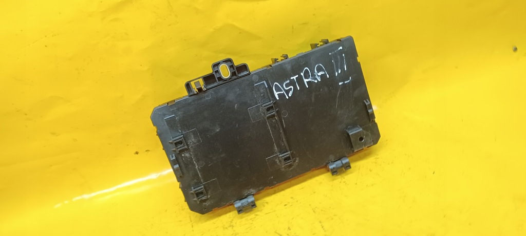 фото №11, Коробка предохранителей astra iii h 1,6b 13222173