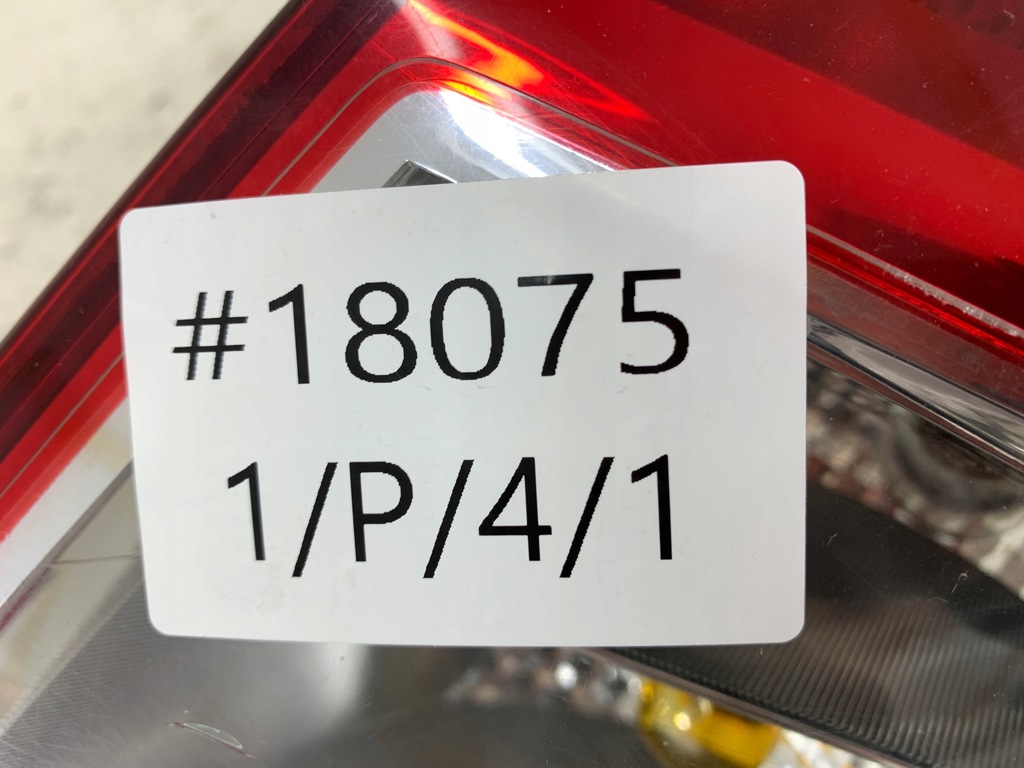 фото №8, Renault clio iii lift лампа правая задняя