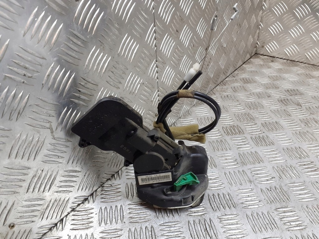 фото №1, Замок дверь центральный левый задняя mazda 2 1.2