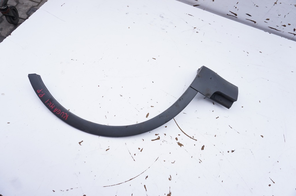 фото №1, Молдинг крыла правый перед ford kuga mk1