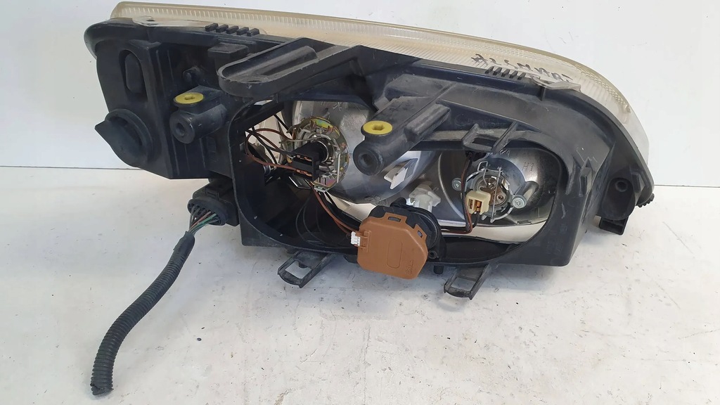 фото №6, Лампа перед левая ford c-max mk1 03-