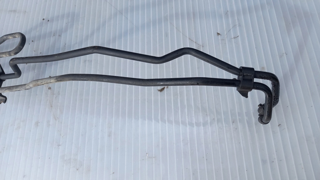 фото №5, Радіатор оливи audi a6 c5 2.4b 02 sedan 4b0422885