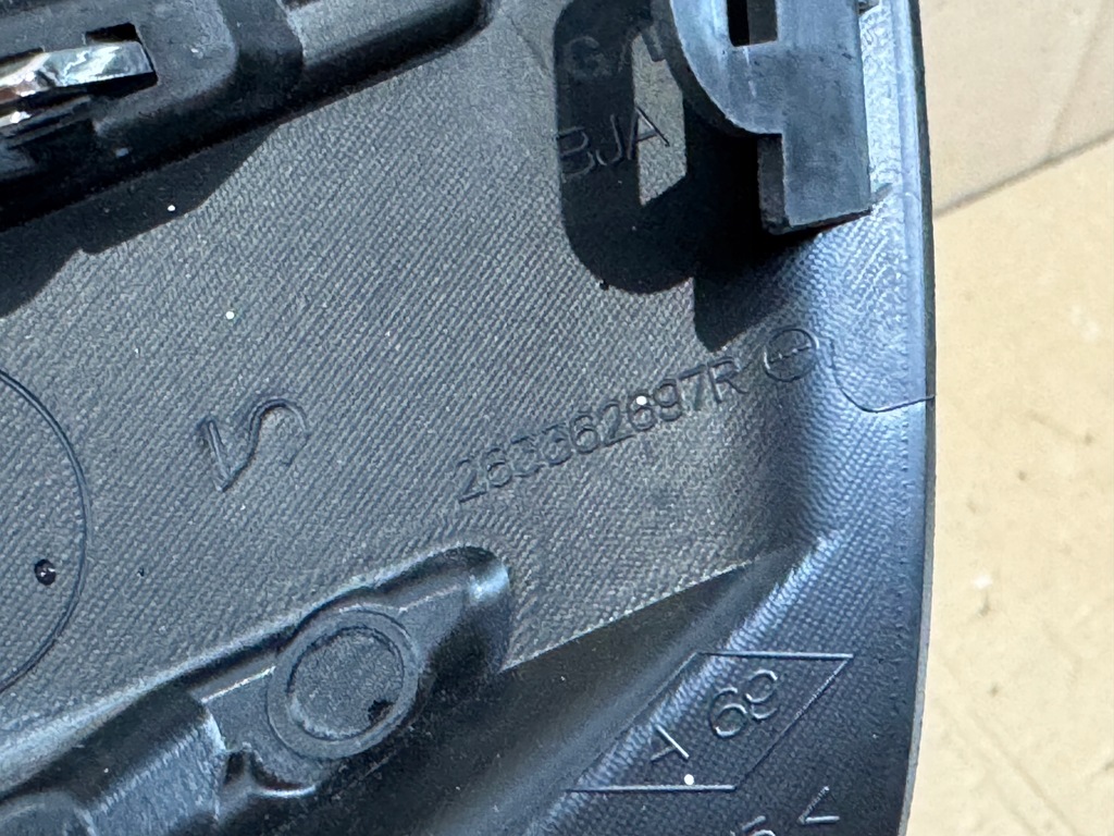 фото №11, Renault clio v решётка левая ładna org