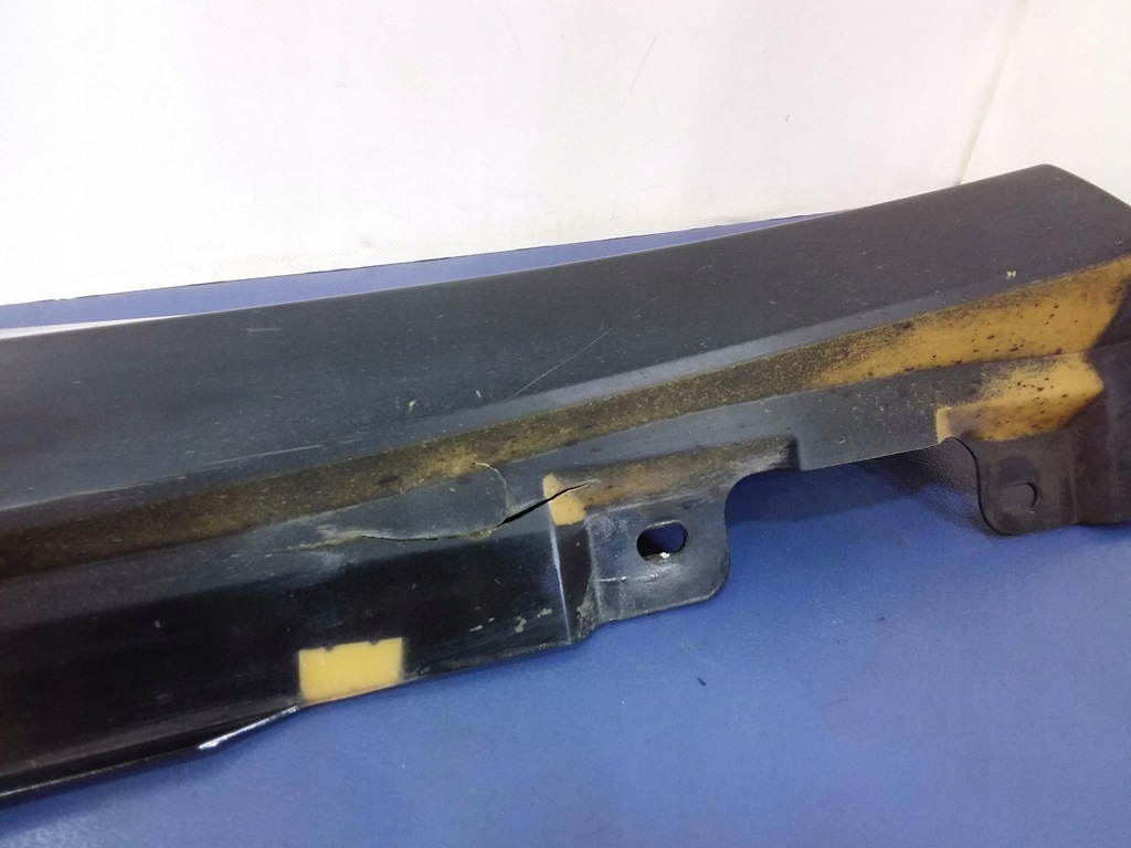 фото №5, Mercedes r w251 молдинг порог правая a2516980854