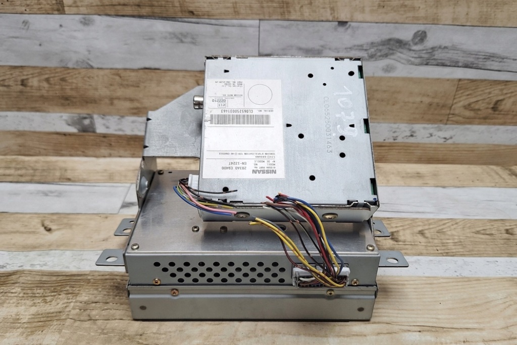 фото №10, Дисплей head-up nissan x-trail t30 283a0eq400 2.2l дизель 100kw 2005