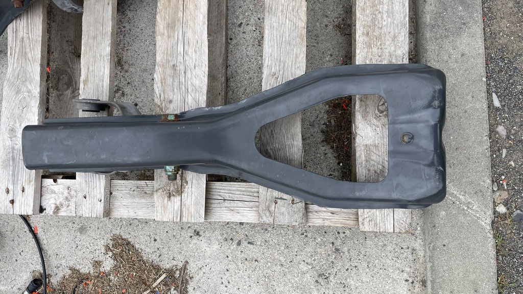 фото №1, Кронштейн кабины задняя mercedes actros mp4