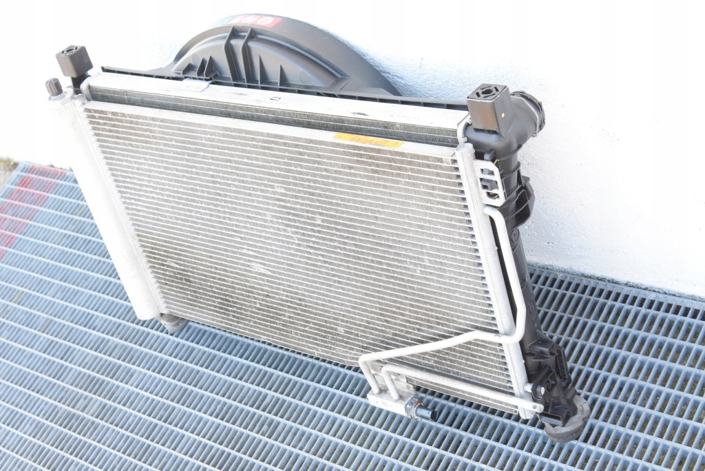 фото №5, Mercedes slk r171 w171 3.5 v6 комплект радіатор води кондиціонера вентилятор