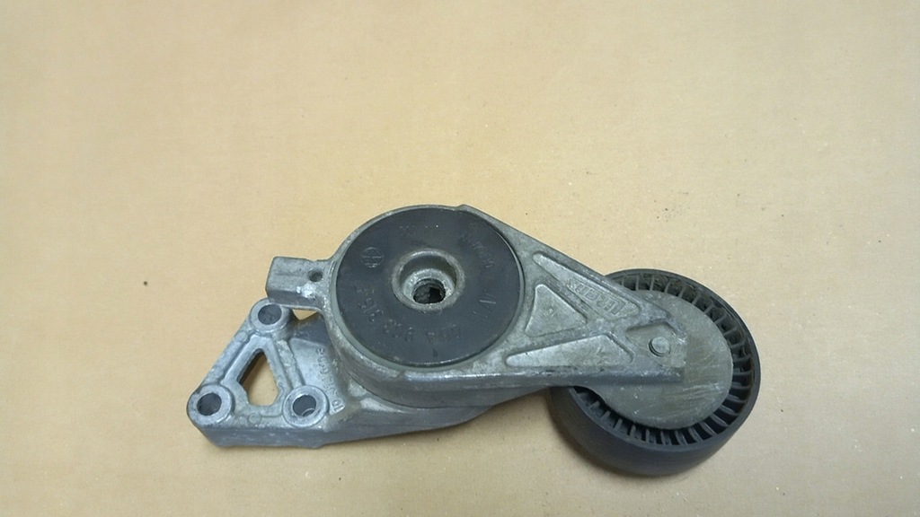 фото №3, Vw new beetle 2001 натягувач ремінь ролик