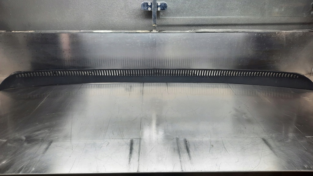 фото №1, Решітка капот 30799651 volvo xc60 08-17r