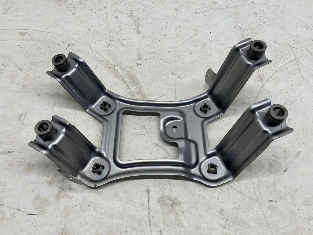 фото №7, Rav4 v кронштейн кронштейн туннель среднего