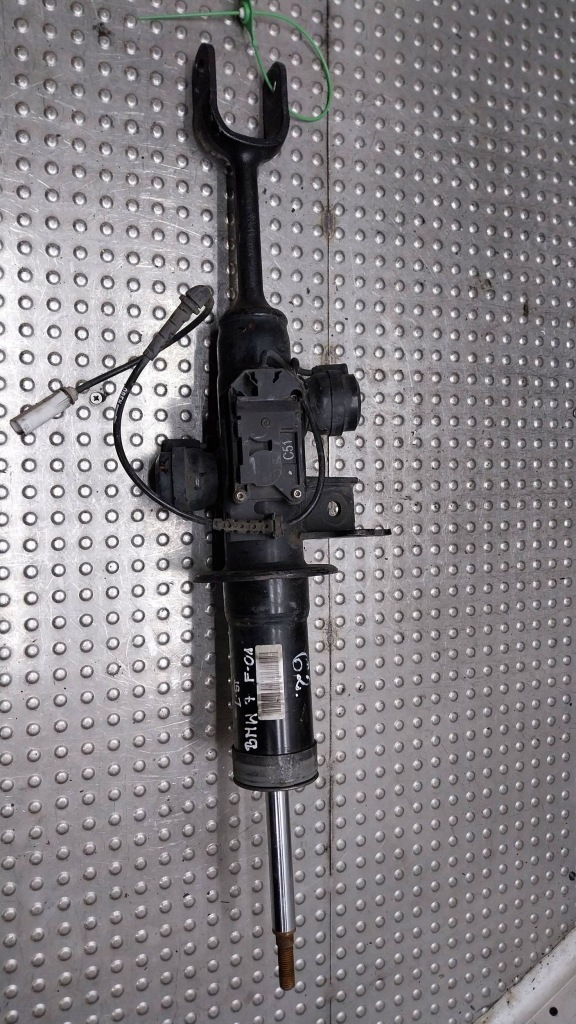 фото №1, Амортизатор левый перед vdc 6796925 bmw 5 f07 7 f01 f02