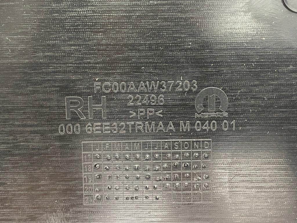 фото №8, Обшивка дверь правый задняя обивка dodge ram 1500 2019+