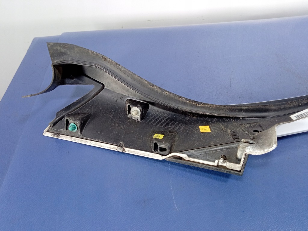 фото №7, Renault scenic iii защита стойка a правая ov369