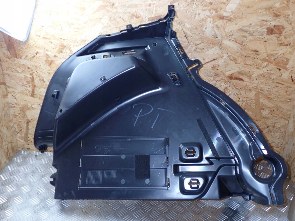 Карка багажника skoda fabia mk4 6va 6va867428a задняя сторона правая в Украине