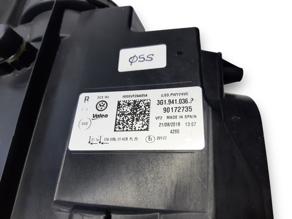 Лампа full led правая vw passat b8 lift 3g1941036p Киев