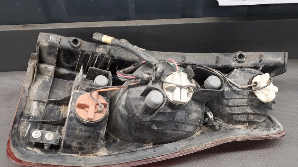 фото №11, 92401-170 лампа лівий задня hyundai matrix 01-05