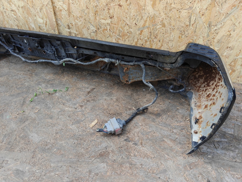 фото №9, Бампер задний задняя kompletny 4x pdc dodge ram v 1500 laramie od 2019 roku